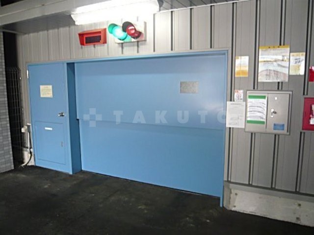 16/25 駐車場
