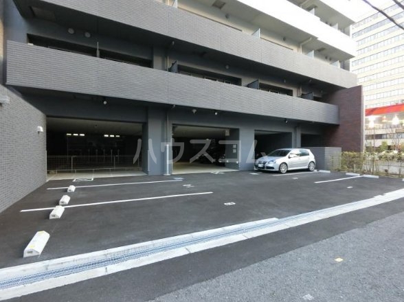 21/30 駐車場