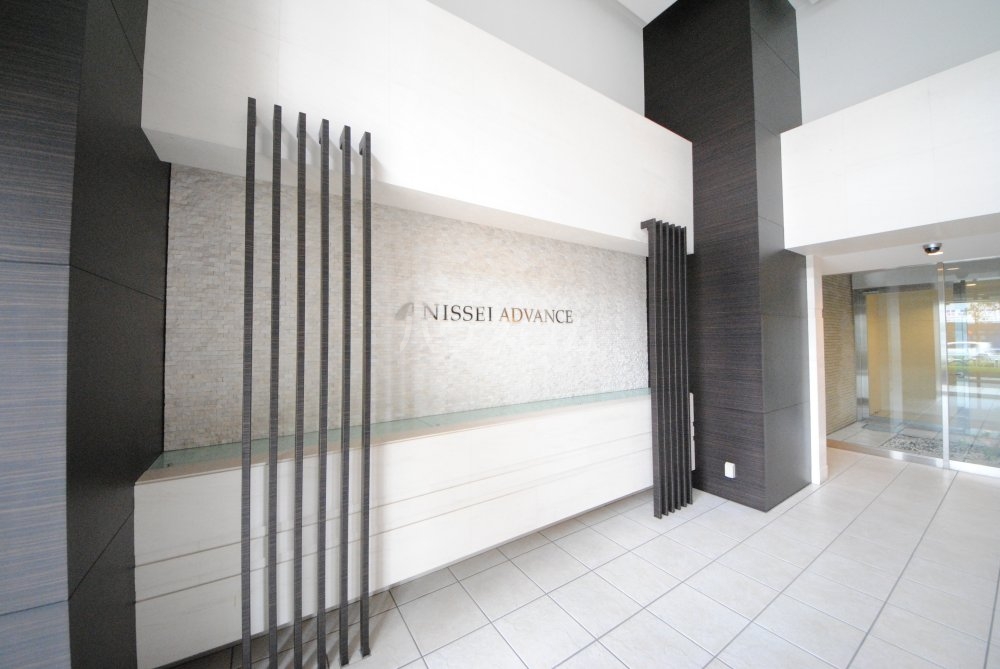 24/30 エントランス