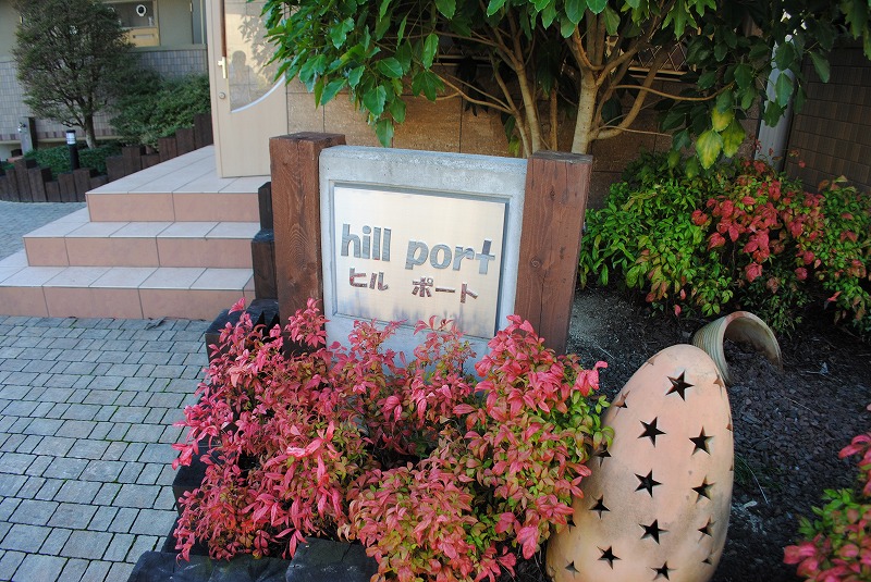 14/19 エントランス