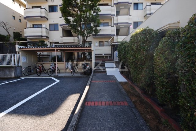 15/16 駐車場