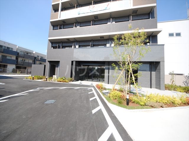 25/30 駐車場