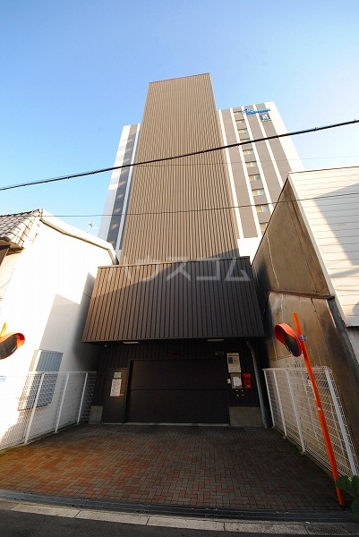 20/29 駐車場