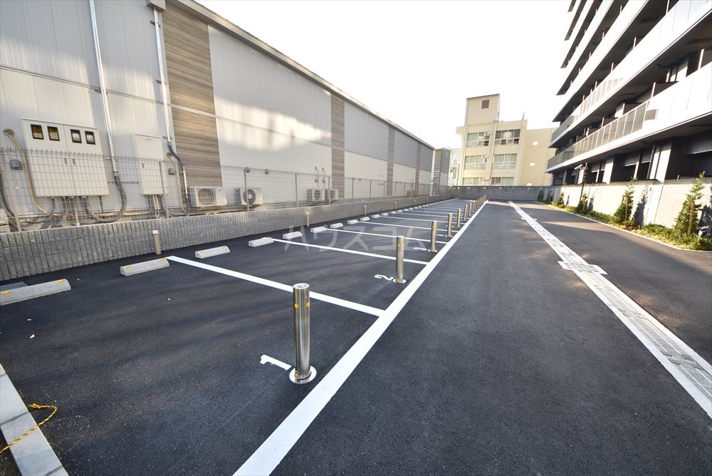21/24 駐車場