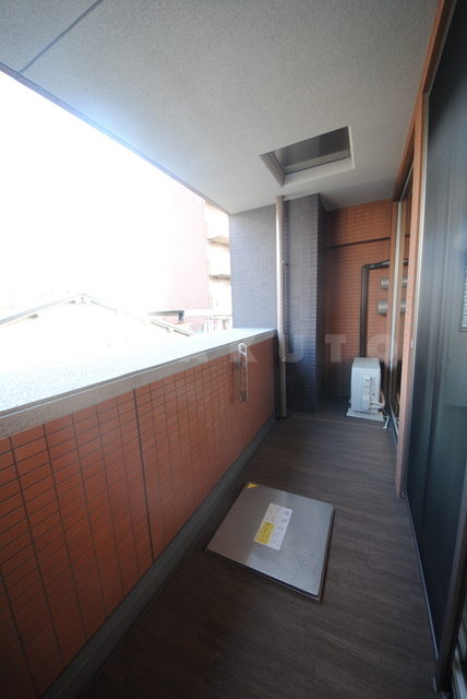 19/29 バルコニー