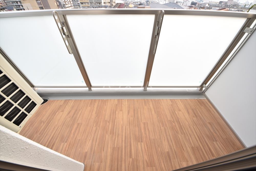 17/30 バルコニー