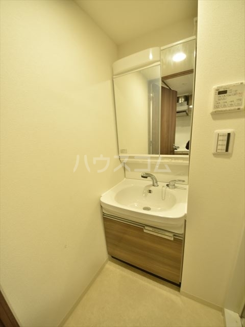 21/30 洗面