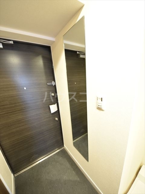 14/30 玄関