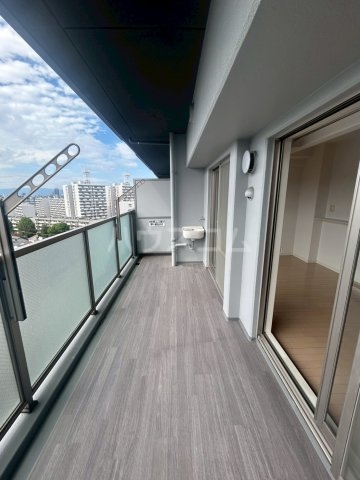 20/30 バルコニー