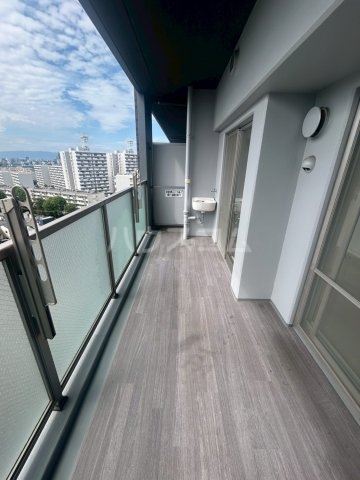 16/28 バルコニー