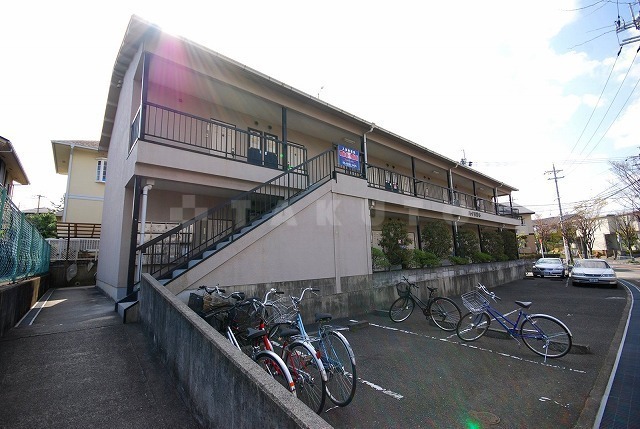 20/24 エントランス