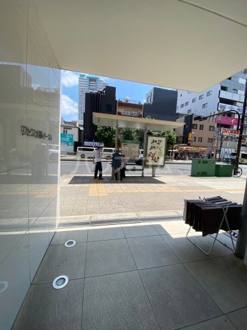 19/29 エントランス