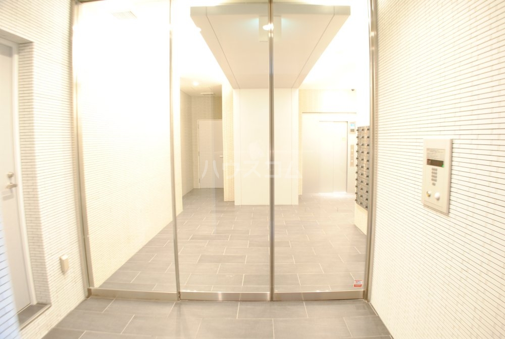 2/11 エントランス