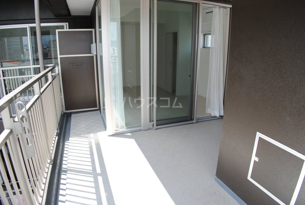 13/30 バルコニー