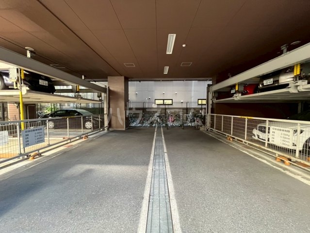 17/27 駐車場