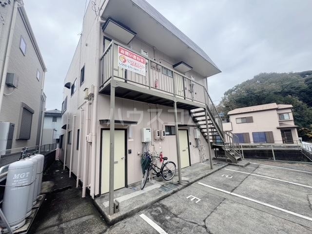 17/18 駐車場