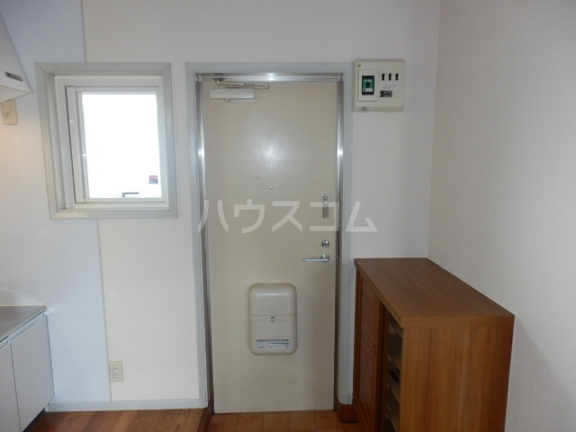 13/30 玄関