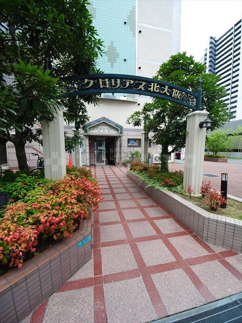 16/25 エントランス