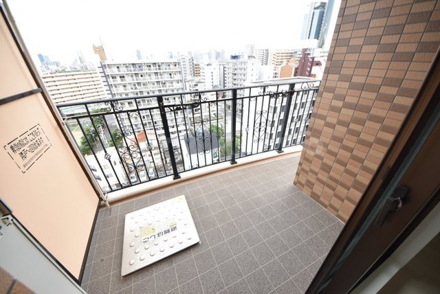 19/30 バルコニー