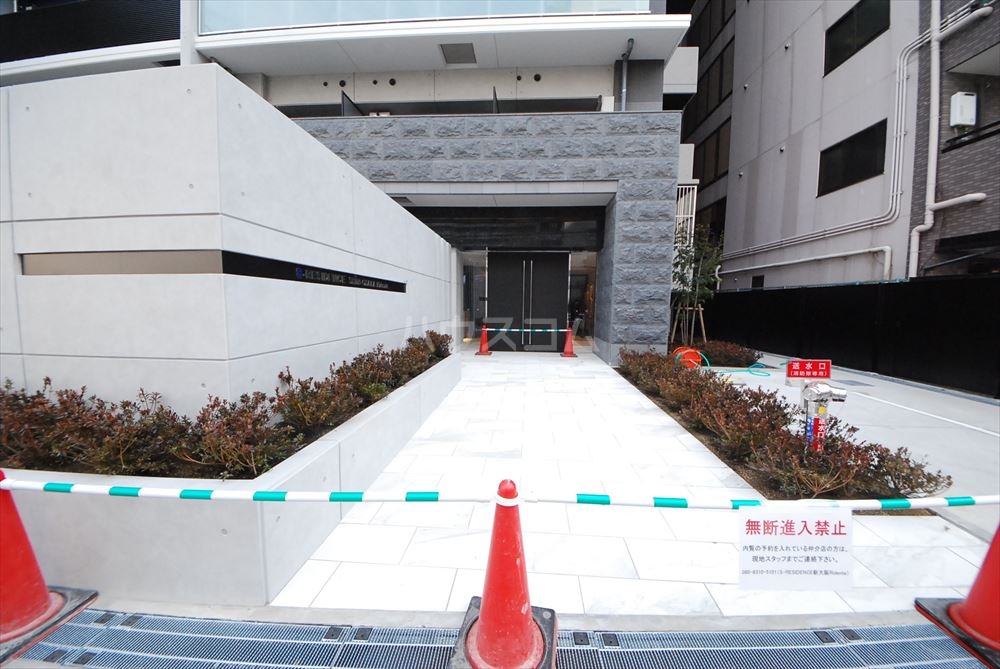 29/30 エントランス