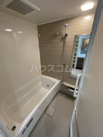 14/30 浴室