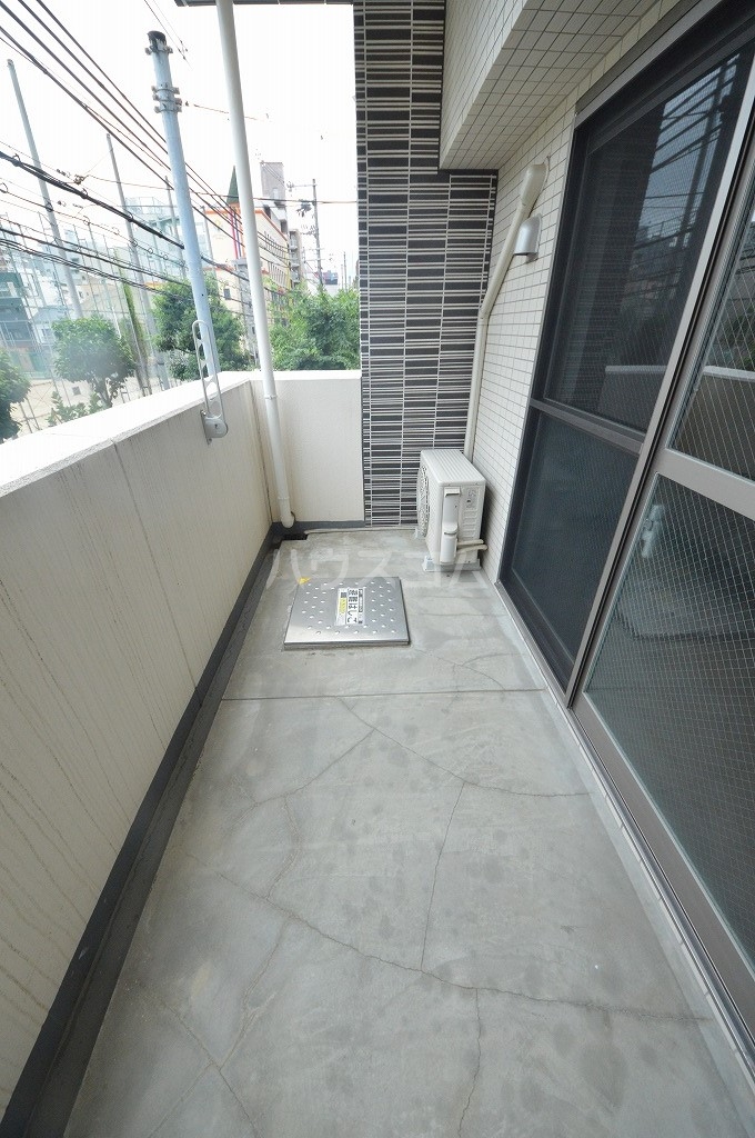 23/30 バルコニー