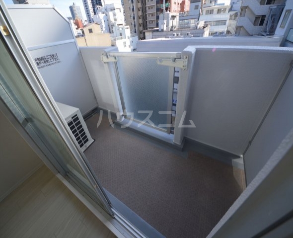 20/30 バルコニー