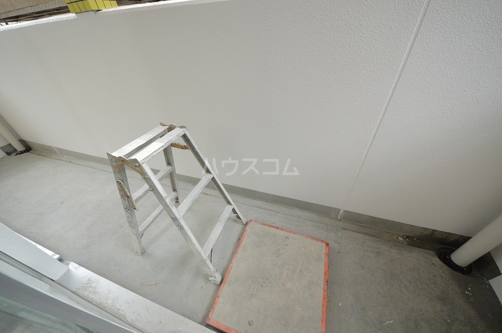 15/28 バルコニー