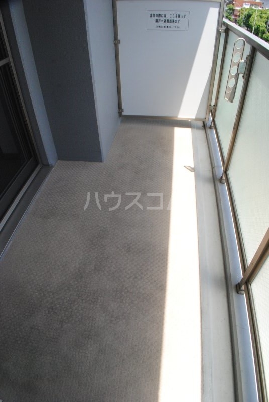 14/30 バルコニー