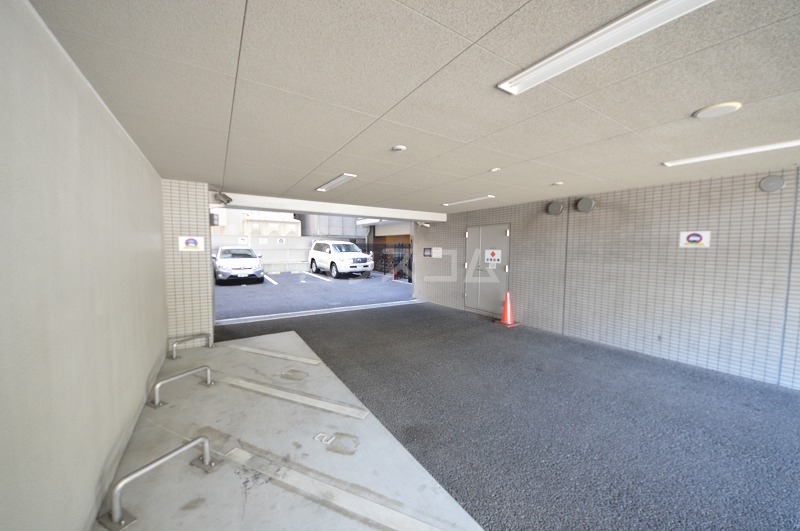 3/6 駐車場