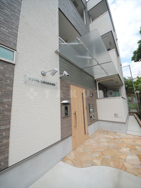 20/29 エントランス