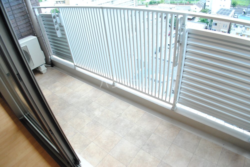 20/30 バルコニー