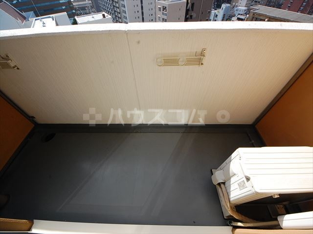 19/30 バルコニー