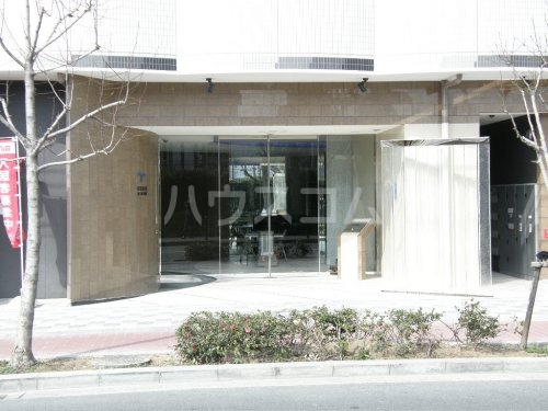 24/30 エントランス