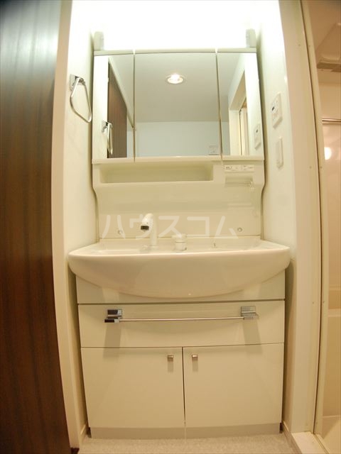 16/30 洗面