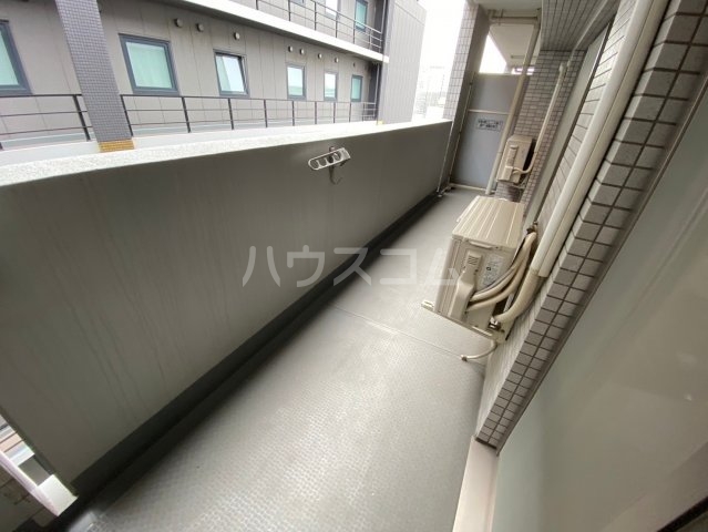 17/30 バルコニー