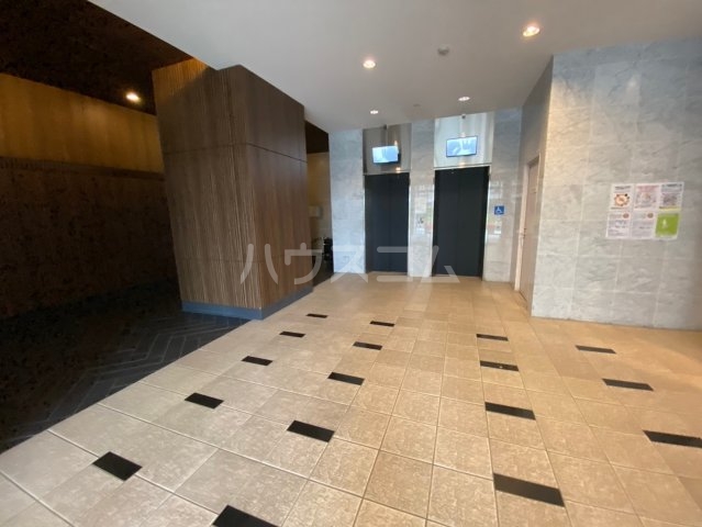 29/30 エントランス