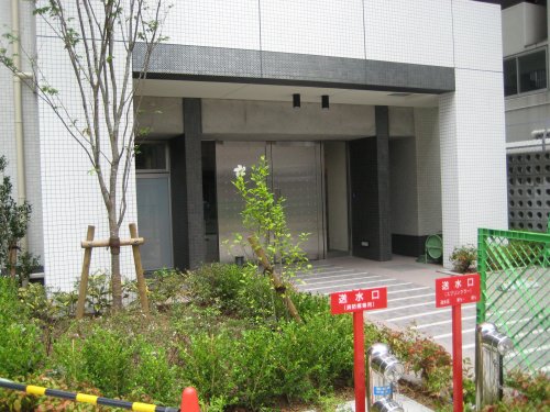 16/26 エントランス