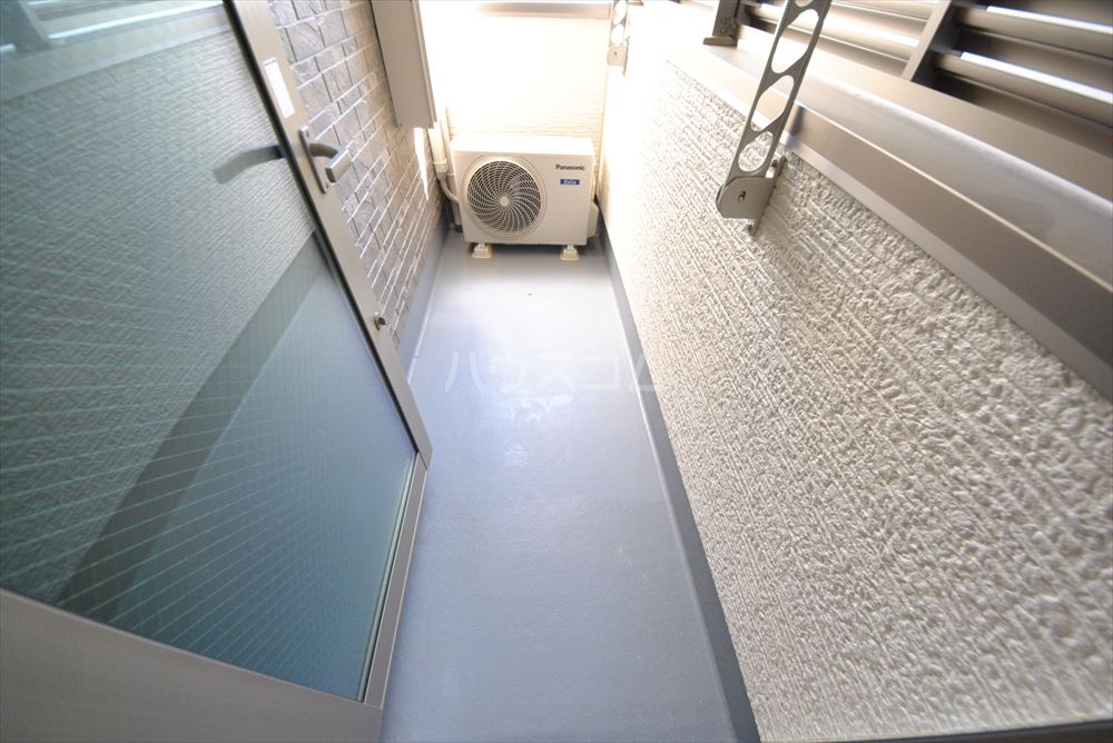 18/24 バルコニー