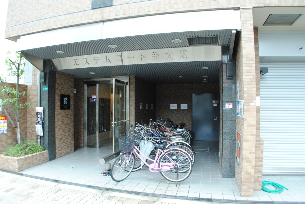 17/22 エントランス