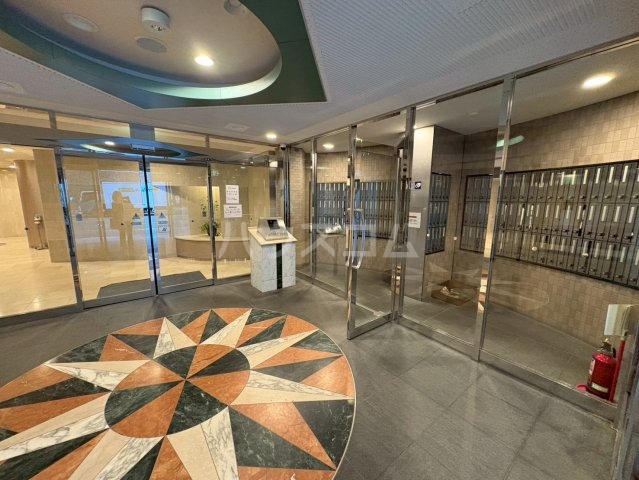 29/30 エントランス