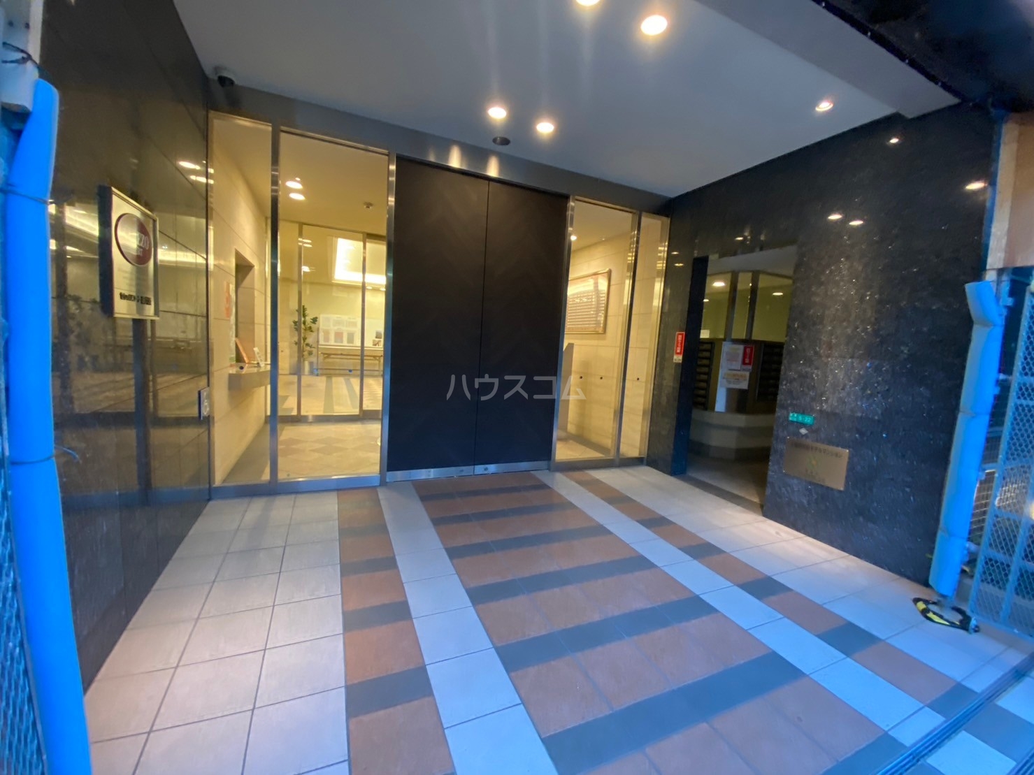 14/24 エントランス