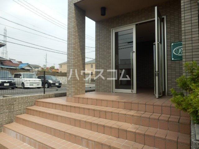 15/23 エントランス