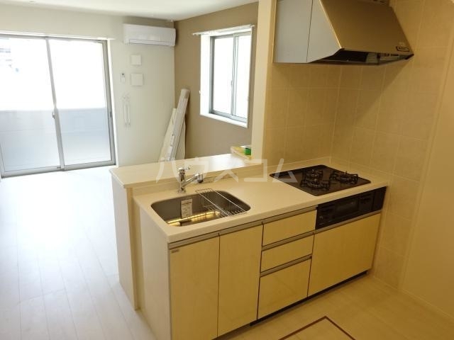 13/28 キッチン