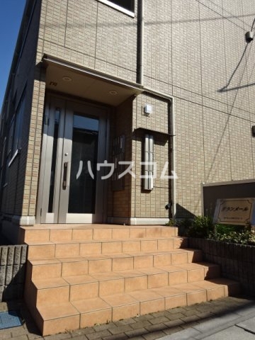 2/11 エントランス