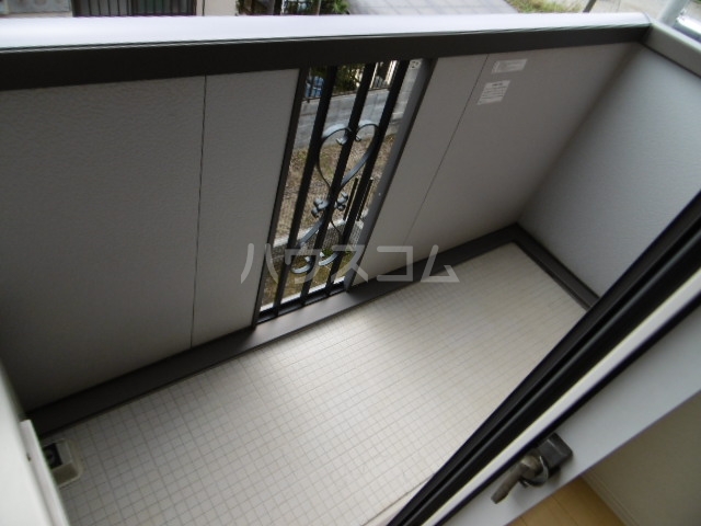 20/30 バルコニー