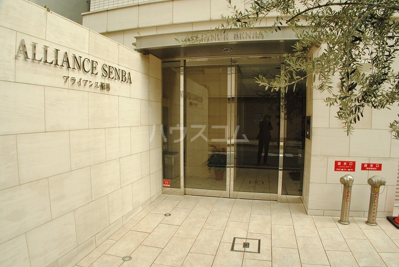 13/22 エントランス