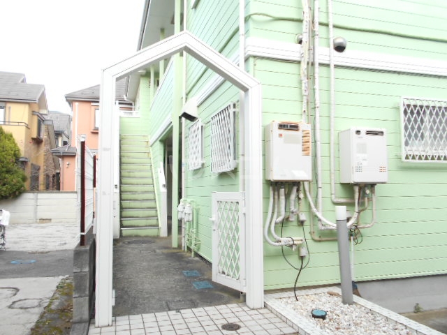 13/23 エントランス