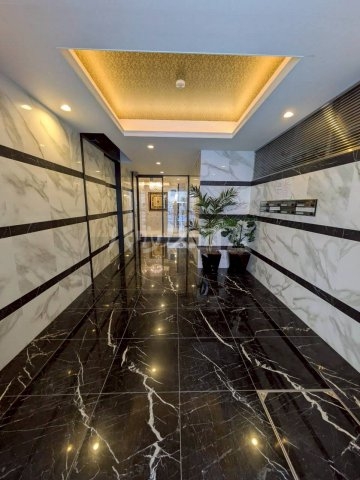 28/30 エントランス