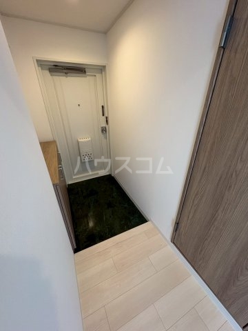 13/30 玄関